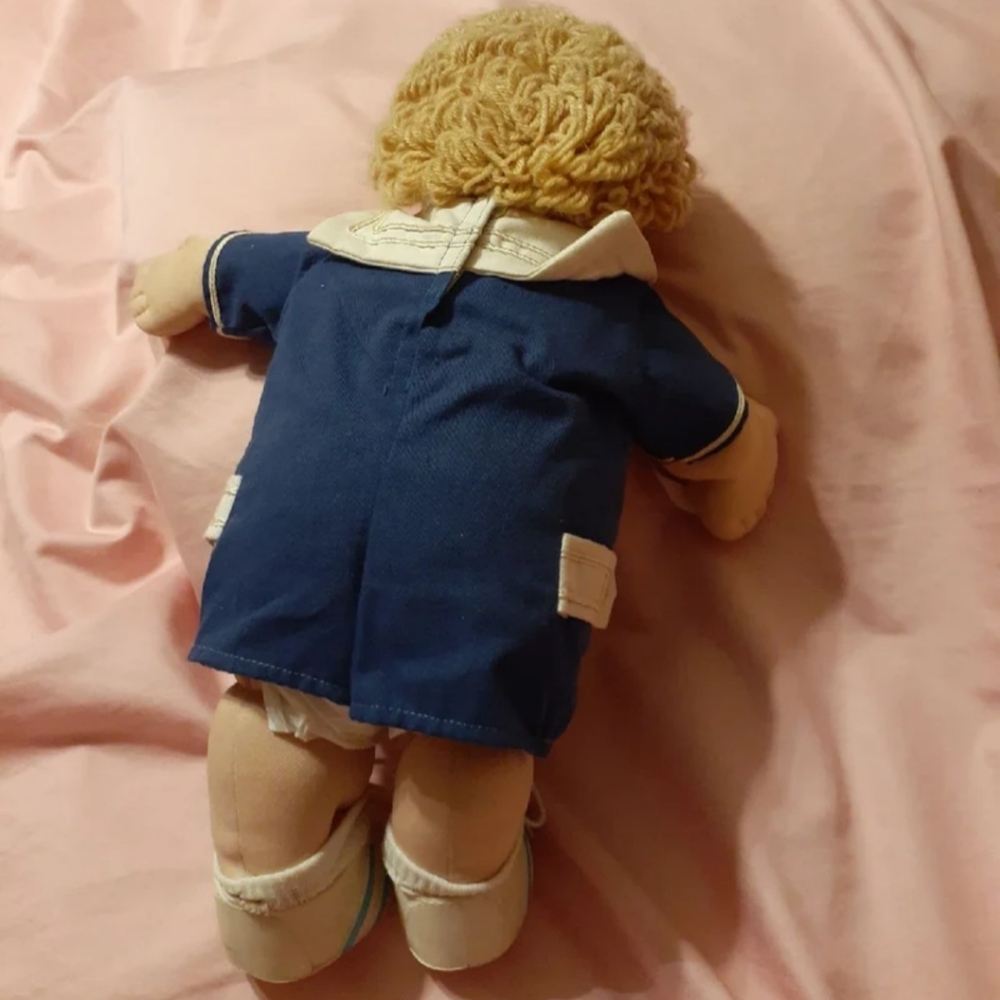 1985 Cabbage Patch Doll - Picture 3 of 5
